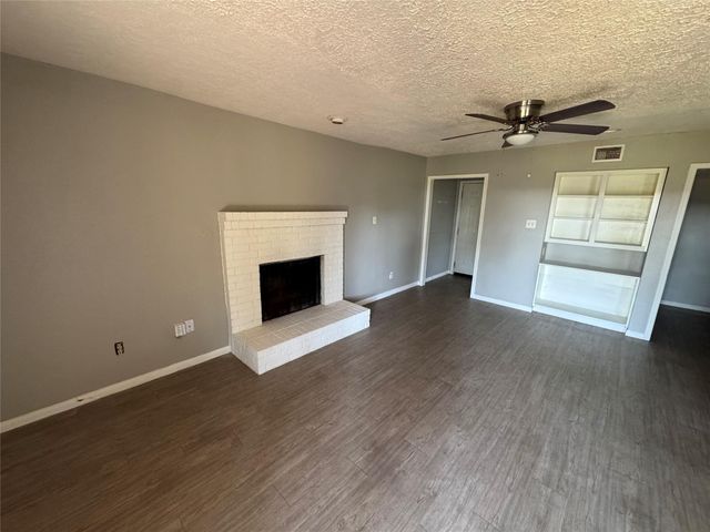 13611 Ravensway B, Cypress, TX 77429