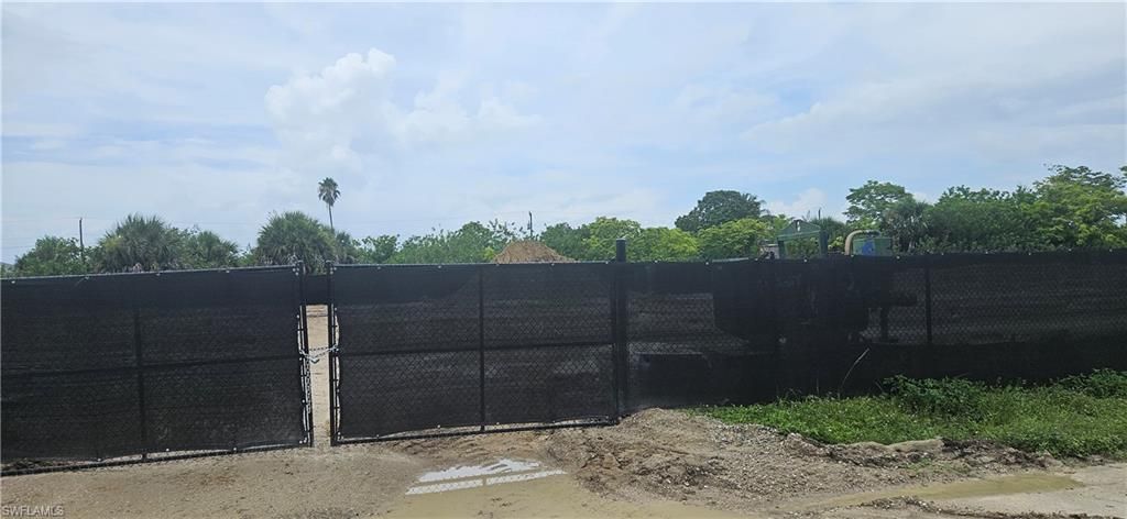1920 NE 19th AVE, CAPE CORAL, FL 33909 — exterior