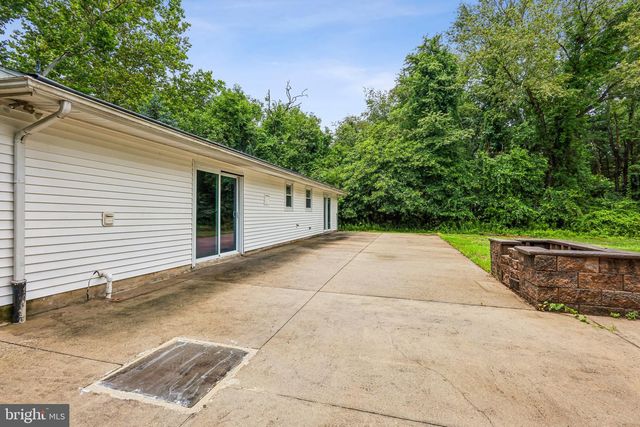 227 CHURCH RD, Medford, NJ 08055