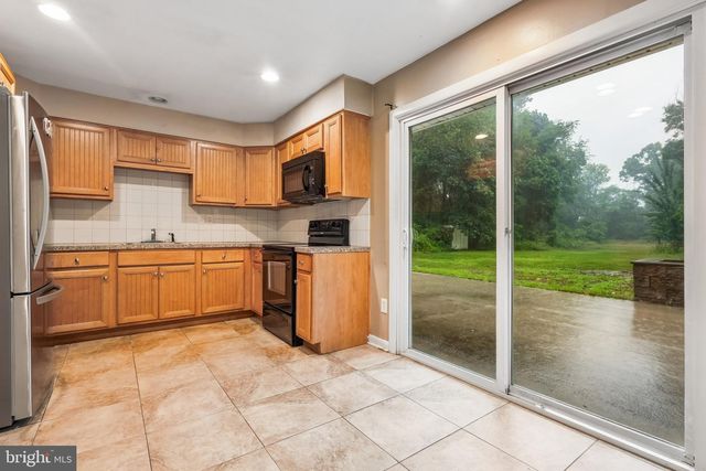 227 CHURCH RD, Medford, NJ 08055