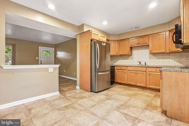 227 CHURCH RD, Medford, NJ 08055