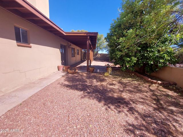 2604 INVERRARY Drive, Sierra Vista, AZ 85650