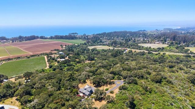 360 Babe Thompson, Watsonville, CA 95076