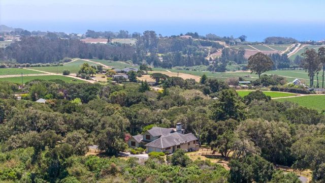 360 Babe Thompson, Watsonville, CA 95076