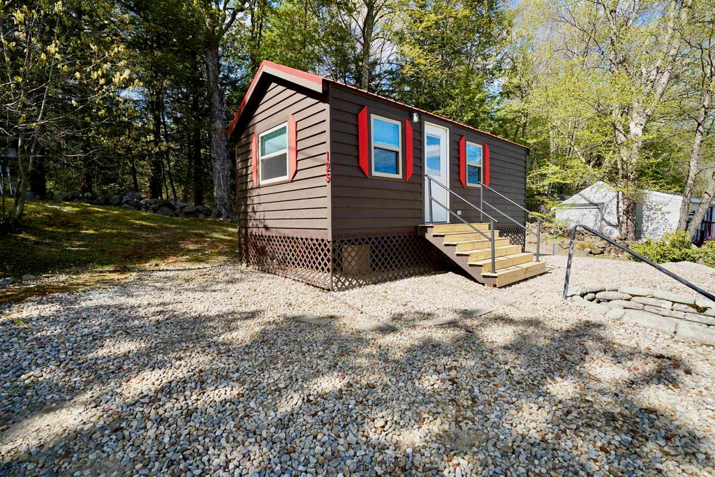 194 Buckley Rd Unit 125, Weare, NH 03281