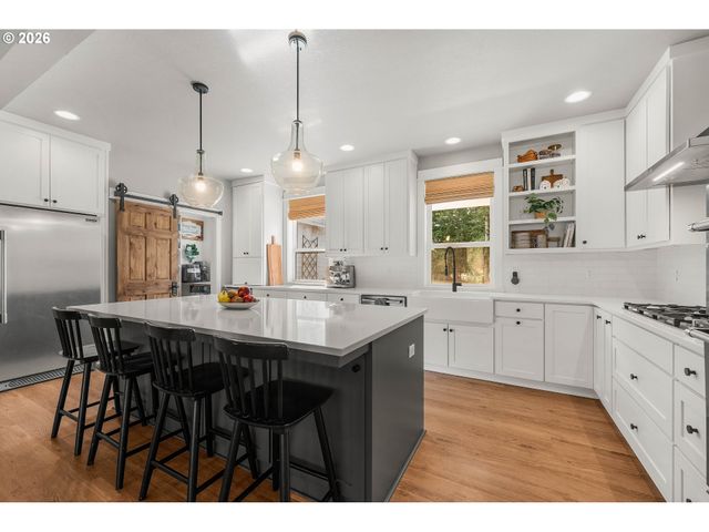 21320 S WYATT Ct, Oregon City, OR 97045