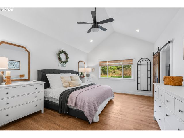 21320 S WYATT Ct, Oregon City, OR 97045