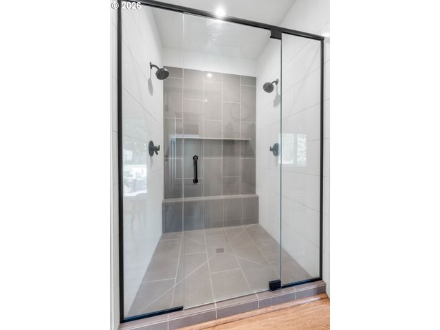 21320 S WYATT Ct, Oregon City, OR 97045