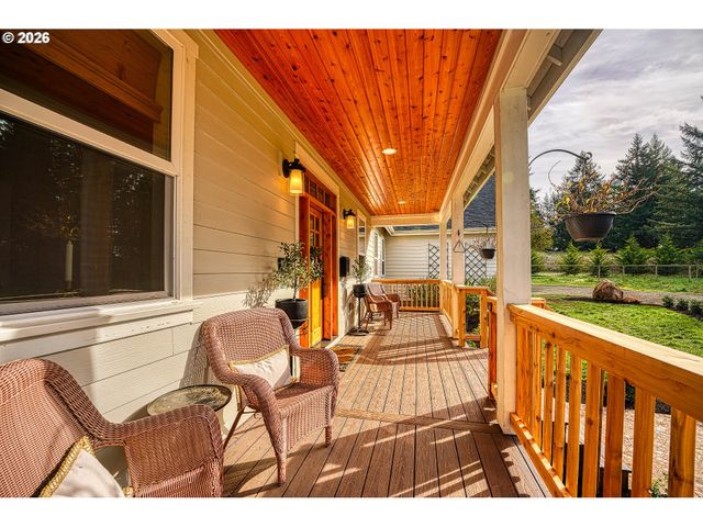 21320 S WYATT Ct, Oregon City, OR 97045