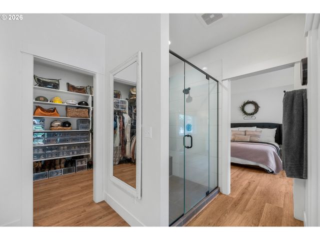 21320 S WYATT Ct, Oregon City, OR 97045