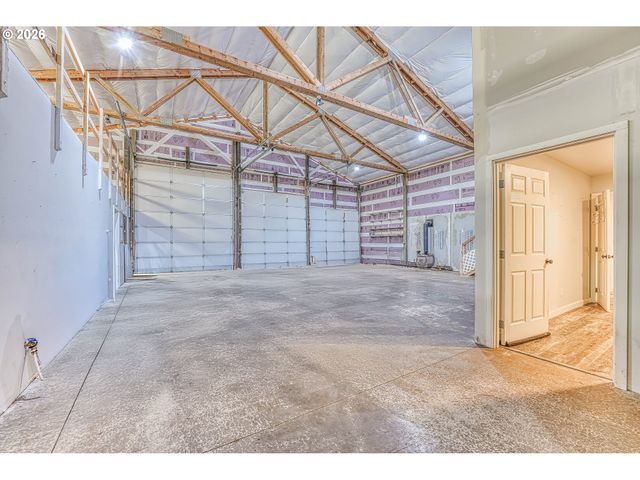 21320 S WYATT Ct, Oregon City, OR 97045