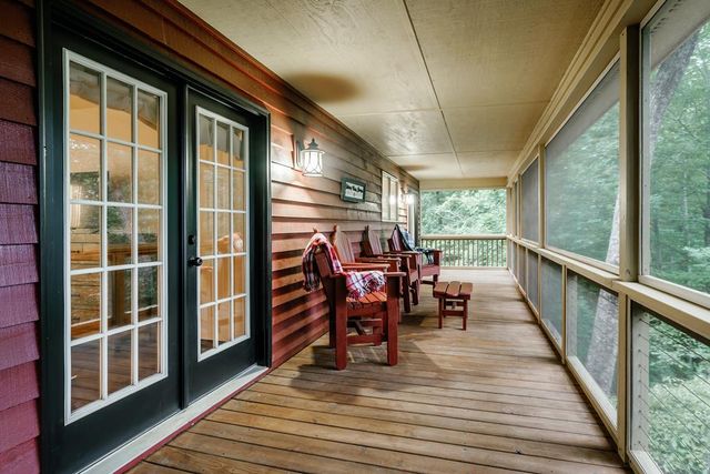 68 Green Cabin Way, Talking Rock, GA 30175