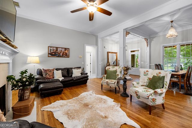 127 Shoreline Circle, Newnan, GA 30263
