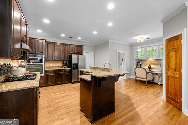 127 Shoreline Circle, Newnan, GA 30263