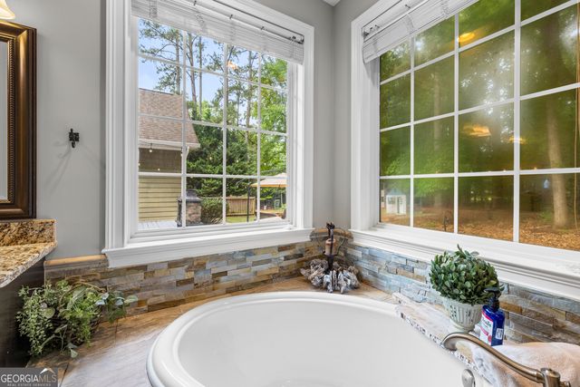 127 Shoreline Circle, Newnan, GA 30263