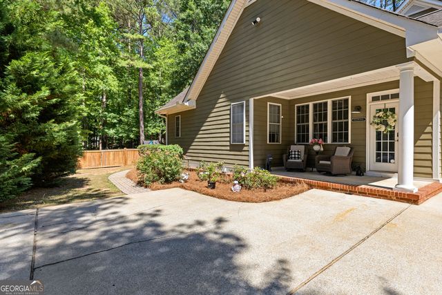 127 Shoreline Circle, Newnan, GA 30263