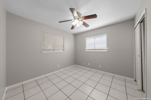 7422 Stonehouse Dr, San Antonio, TX 78227