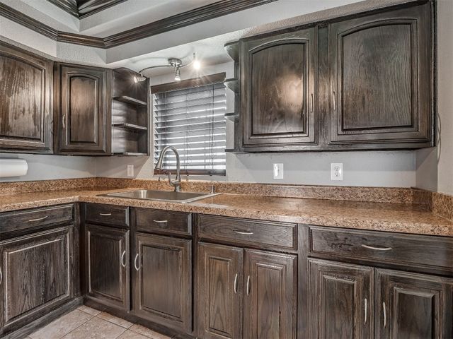 503 W Owens Street, El Reno, OK 73036