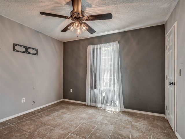 503 W Owens Street, El Reno, OK 73036