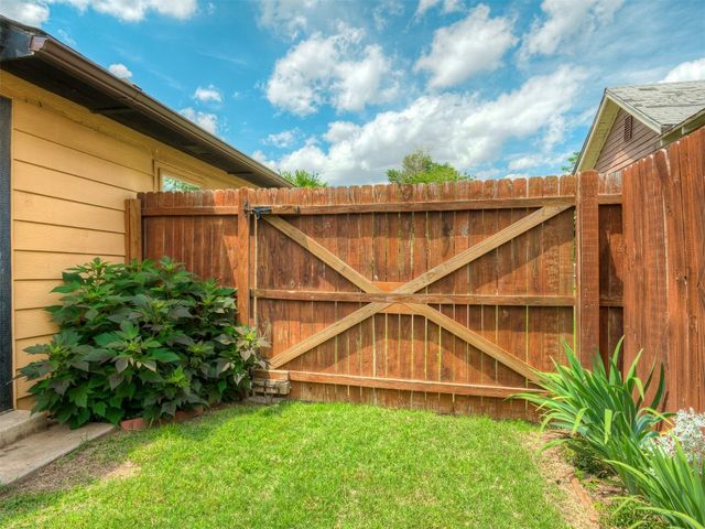 503 W Owens Street, El Reno, OK 73036