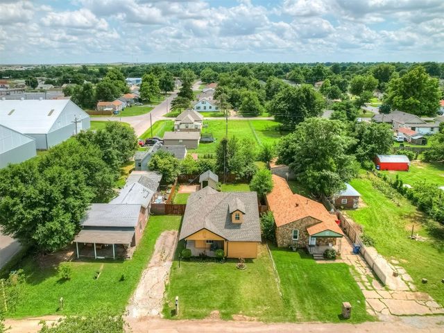 503 W Owens Street, El Reno, OK 73036
