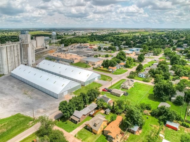 503 W Owens Street, El Reno, OK 73036