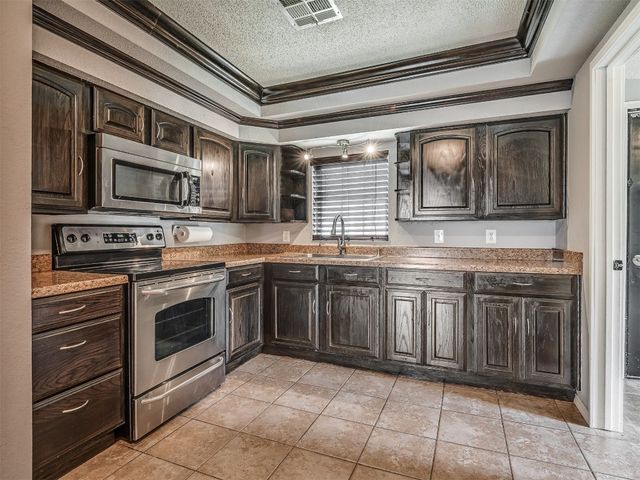 503 W Owens Street, El Reno, OK 73036