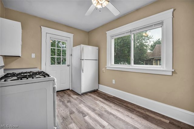 1270 Kentucky Avenue, Akron, OH 44314