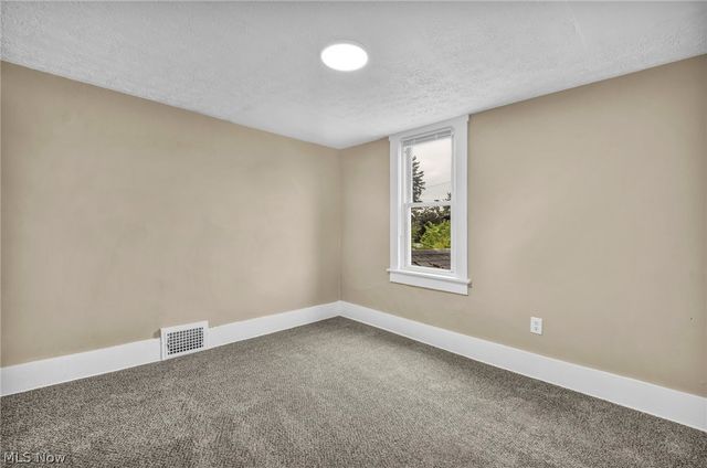 1270 Kentucky Avenue, Akron, OH 44314