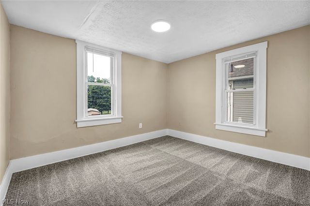 1270 Kentucky Avenue, Akron, OH 44314