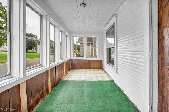 1270 Kentucky Avenue, Akron, OH 44314