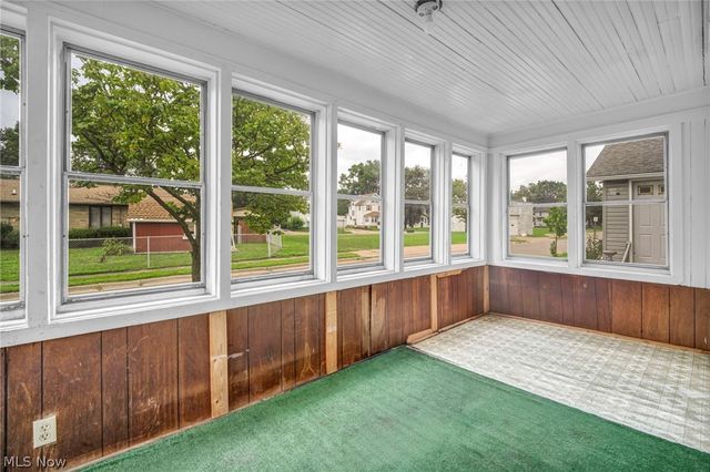 1270 Kentucky Avenue, Akron, OH 44314