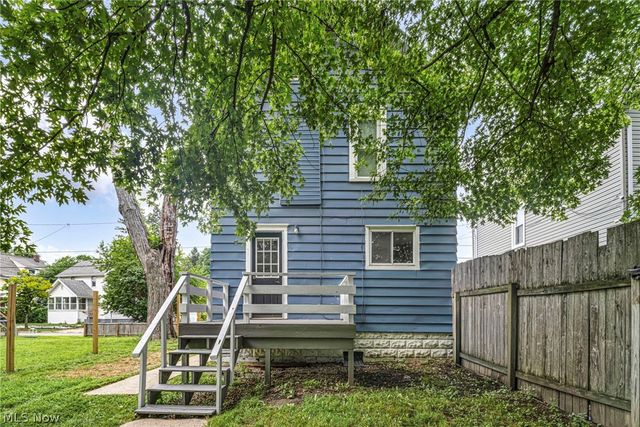 1270 Kentucky Avenue, Akron, OH 44314