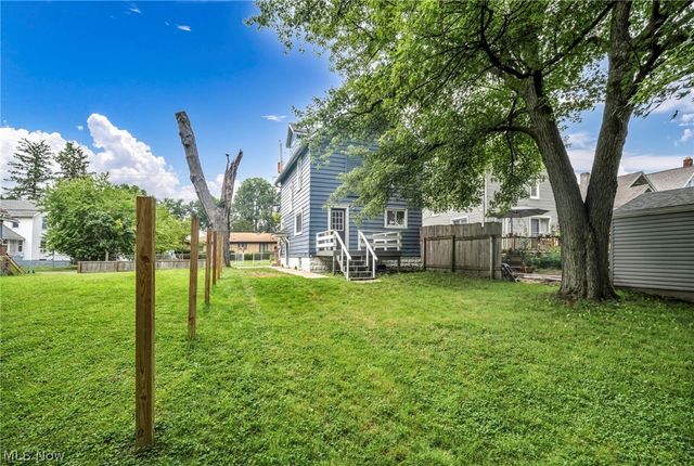 1270 Kentucky Avenue, Akron, OH 44314