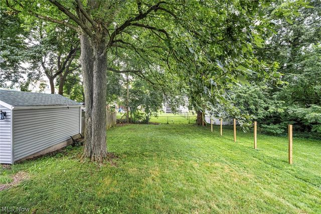 1270 Kentucky Avenue, Akron, OH 44314
