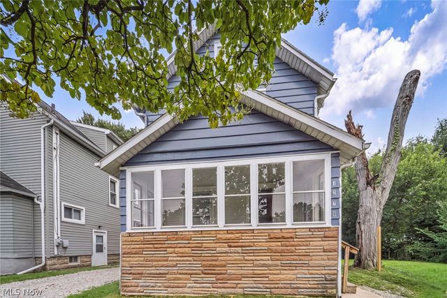 1270 Kentucky Avenue, Akron, OH 44314