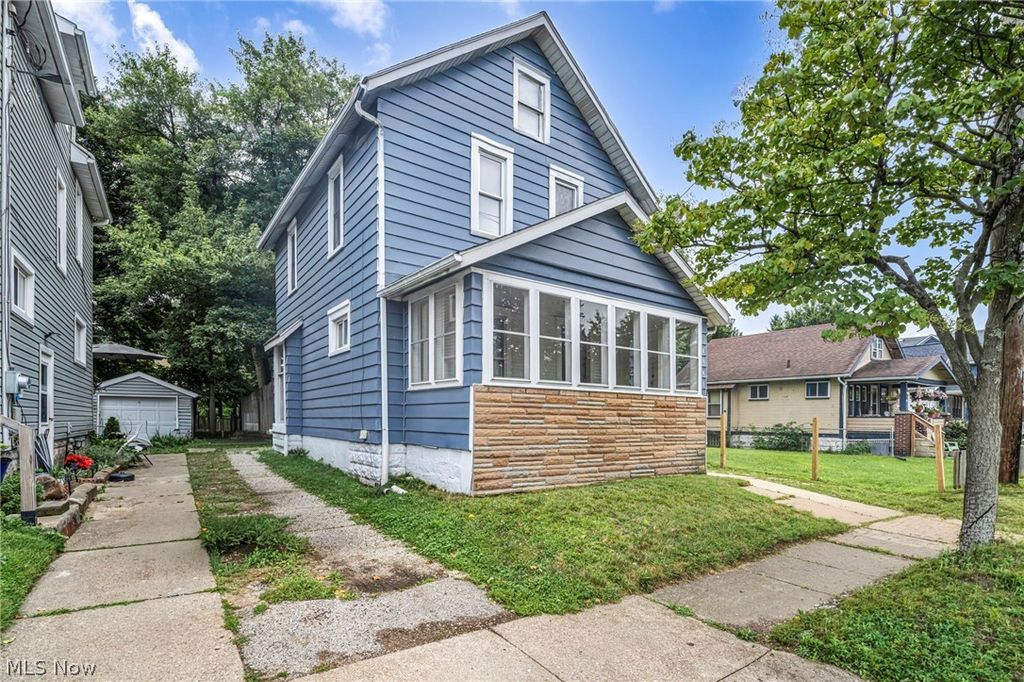 1270 Kentucky Avenue, Akron, OH 44314
