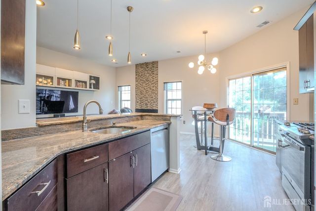 7493 Elm Court, South Brunswick, NJ 08852
