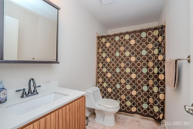 7493 Elm Court, South Brunswick, NJ 08852