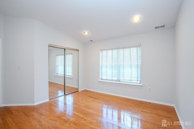 7493 Elm Court, South Brunswick, NJ 08852