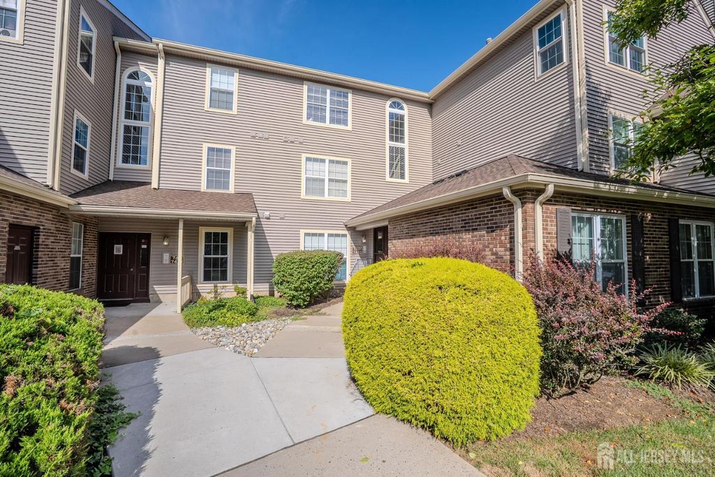 7493 Elm Court, South Brunswick, NJ 08852