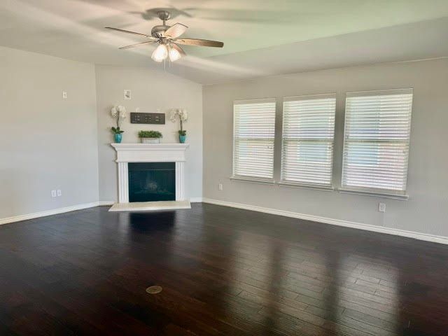4521 Lakeside Hollow Street, Fort Worth, TX 76262