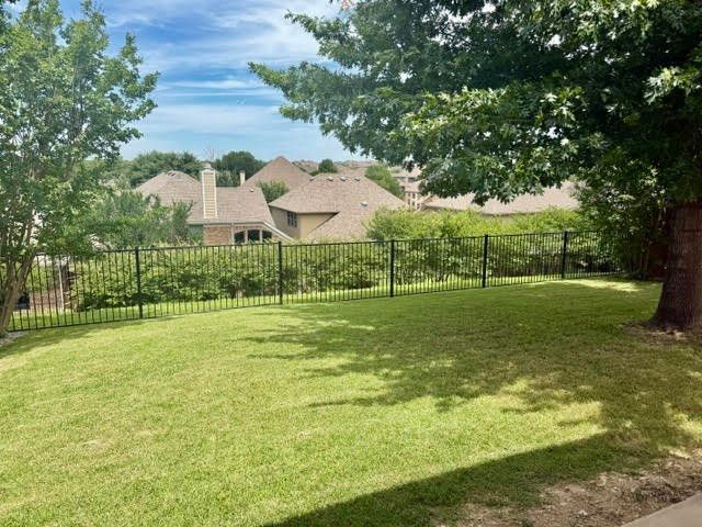 4521 Lakeside Hollow Street, Fort Worth, TX 76262