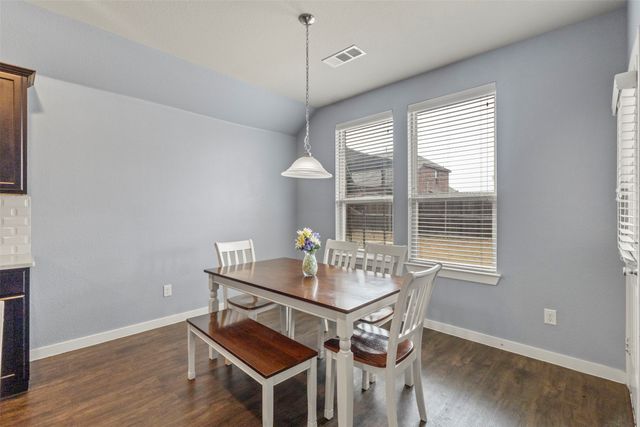 1300 Lawnview Drive, Forney, TX 75126