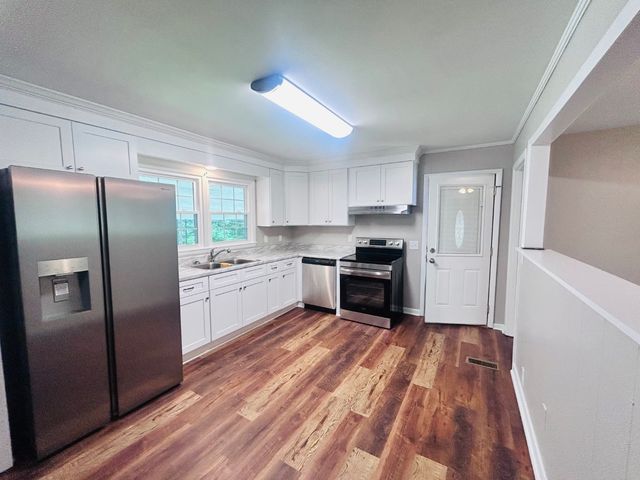 1219 Old Estill Springs Rd, Tullahoma, TN 37388