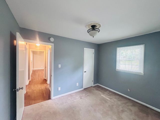 1219 Old Estill Springs Rd, Tullahoma, TN 37388
