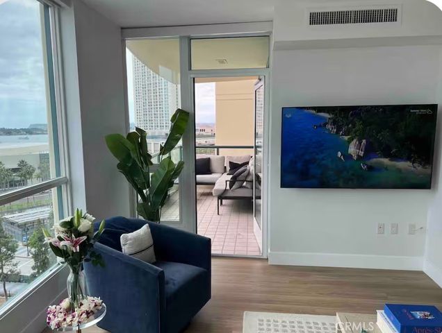 510 First Street 1003, San Diego, CA 92101