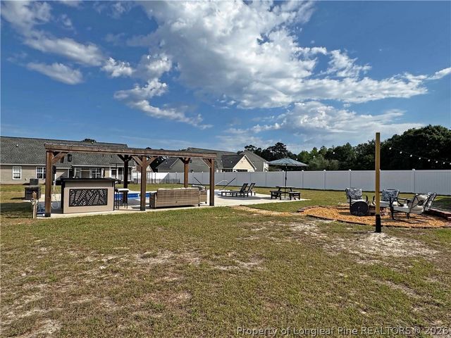 175 Sandspur Court, Raeford, NC 28376