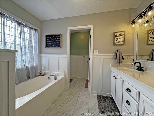 175 Sandspur Court, Raeford, NC 28376