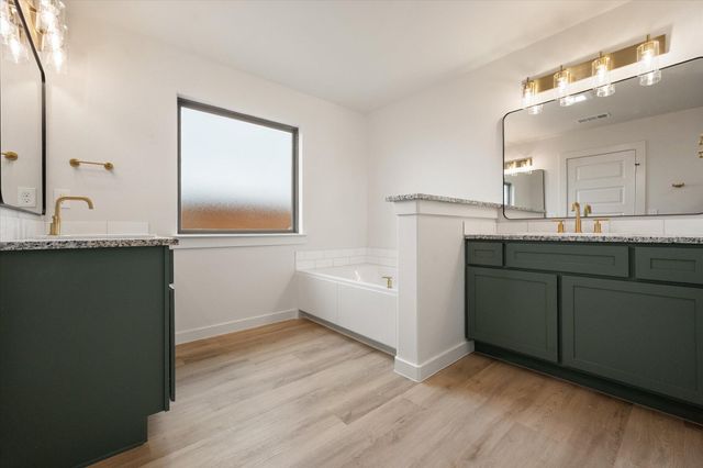 2001 Cottonwood Avenue, Wolfforth, TX 79382